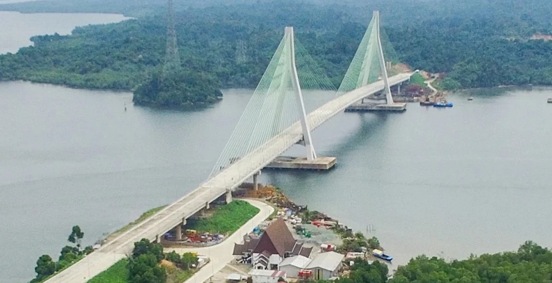 Presiden Joko Widodo Resmikan Jembatan Pulau Balang
